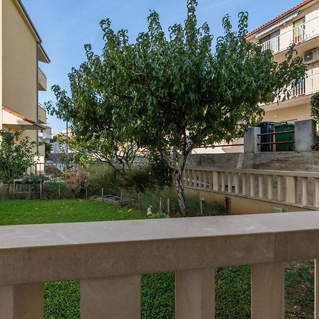 Apartment Duce 5973B Омиш Экстерьер фото